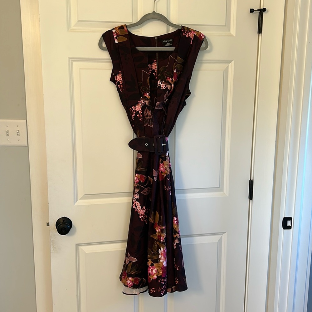 Beautiful dress only worn once